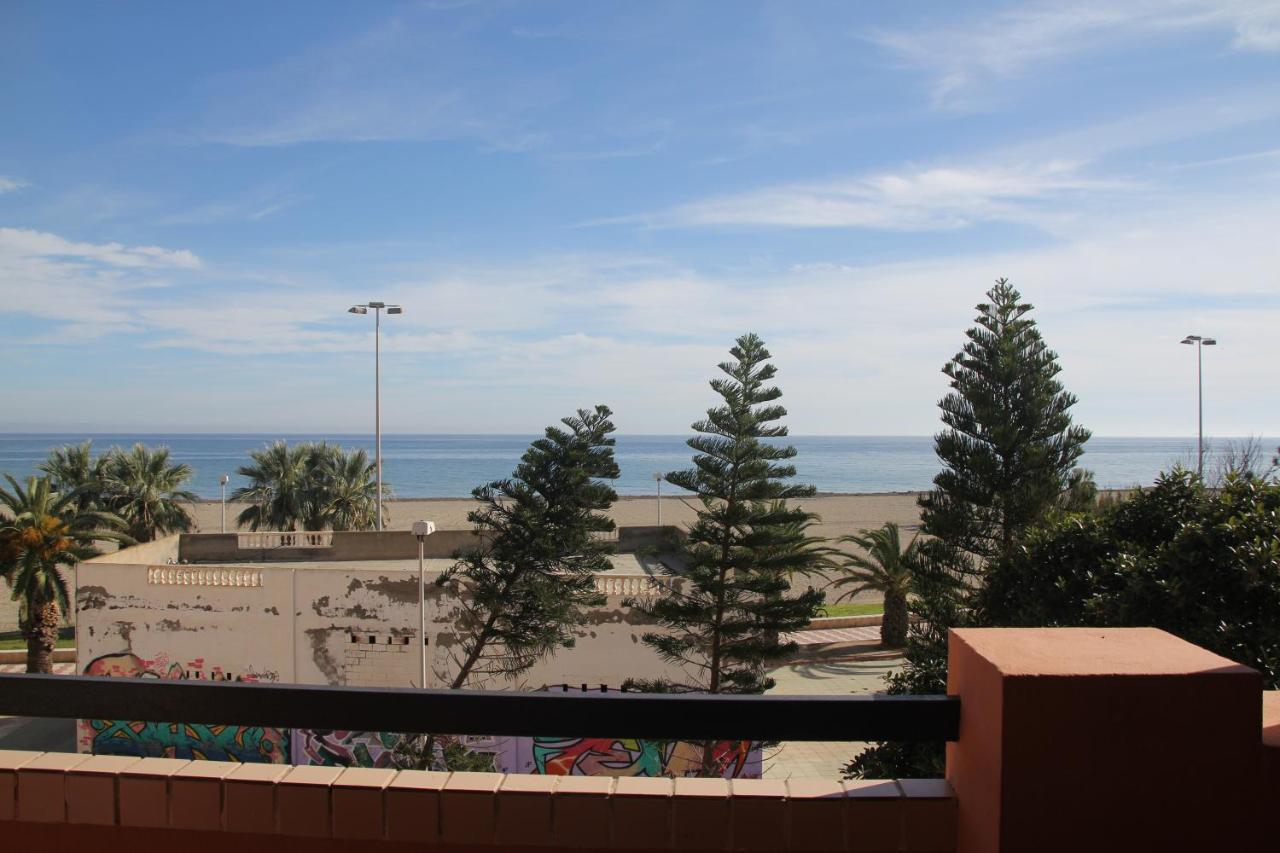 Apartamento En Primera Linea De Playa, Con Vistas A La Playa Y Con Wifi Roquetas de Mar Exterior foto