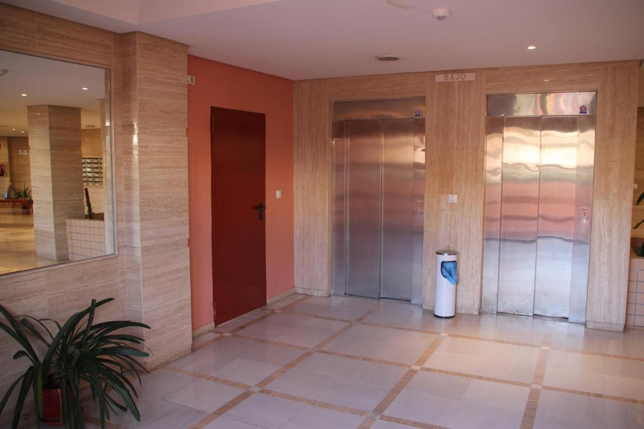 Apartamento En Primera Linea De Playa, Con Vistas A La Playa Y Con Wifi Roquetas de Mar Exterior foto